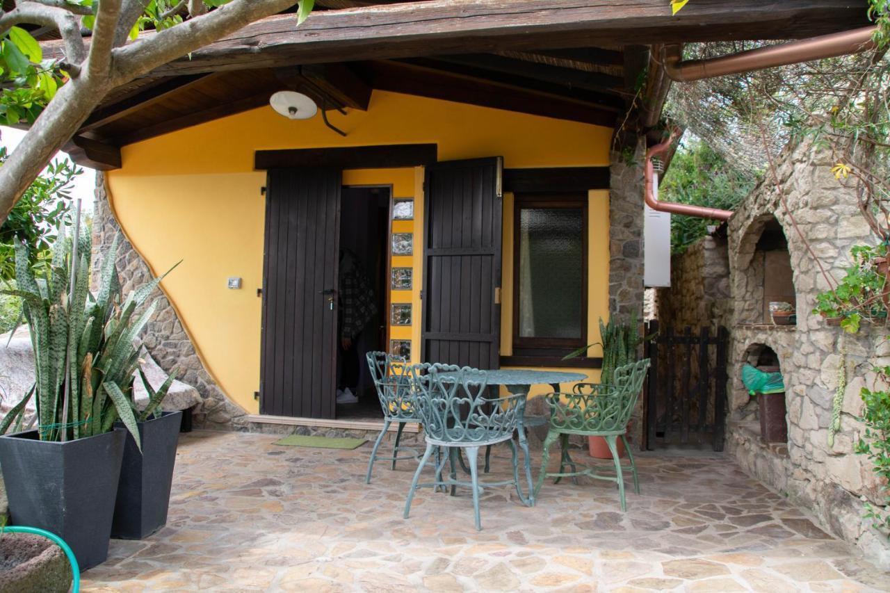 B&B Il Giardino Arbus Buitenkant foto